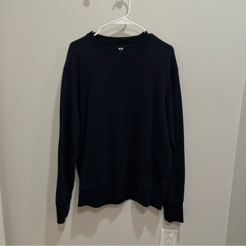 Uniqlo Navy Crewneck Sweatshirt